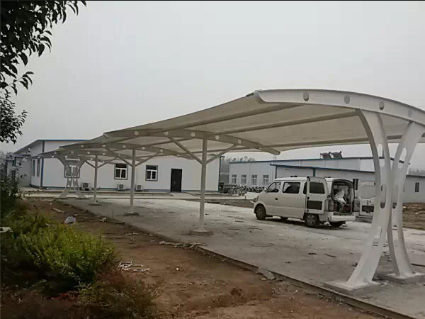 膜结构停车棚
